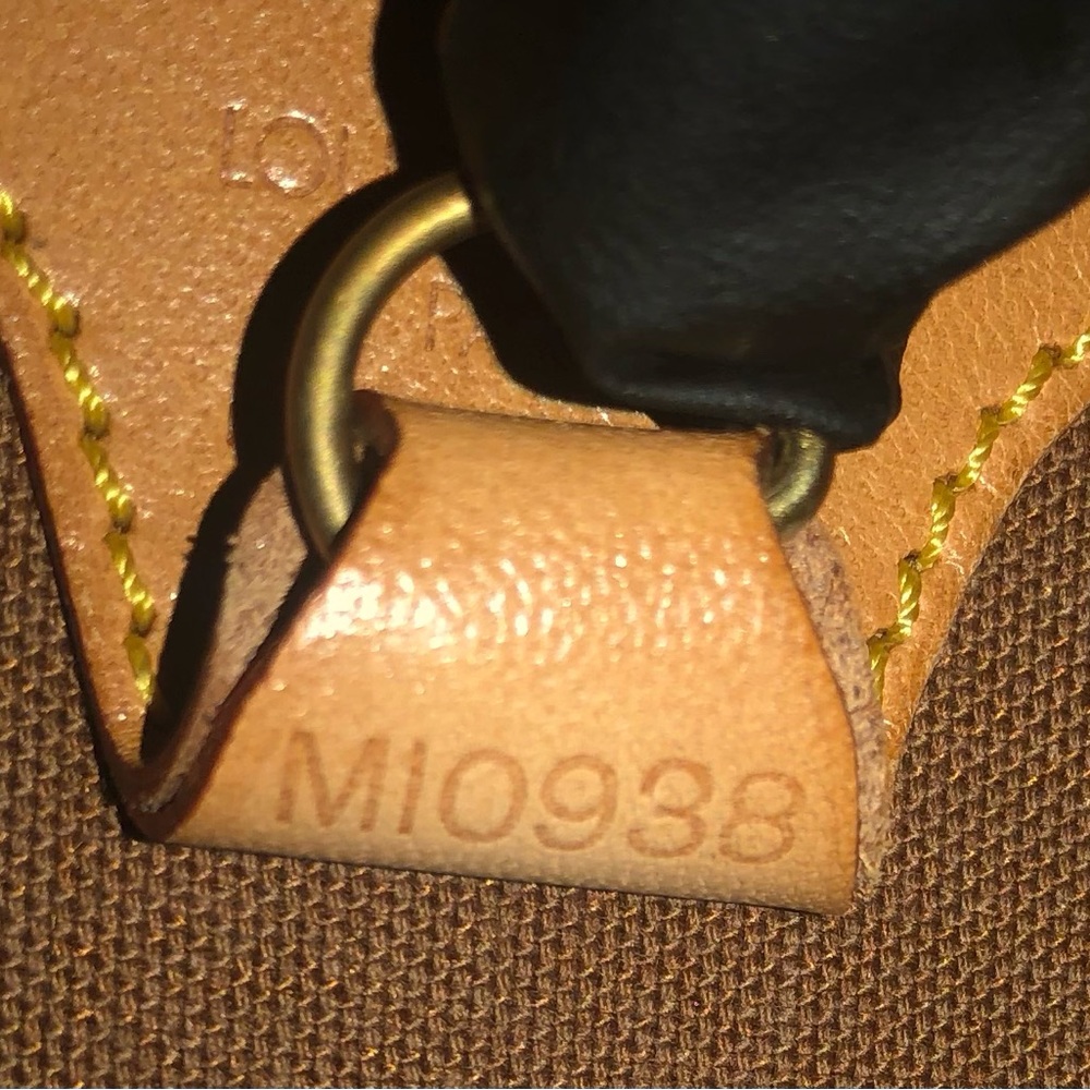 Louis Vuitton Authentic Monogram Ellipse MM,GUC,w/Dust Bag/COA;Date Code(MI0938 - Picture 6 of 16